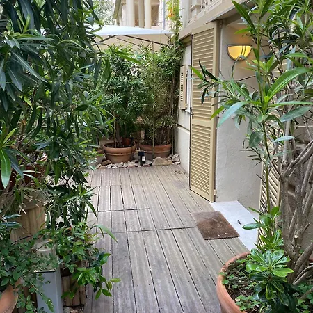 Les Fleurs Apartmán Cannes